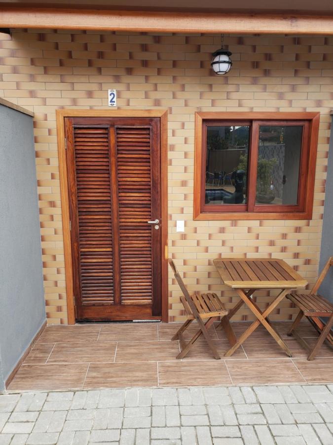 Suites Verano Ubatuba - Bairro Itagua - Com Piscina Екстер'єр фото